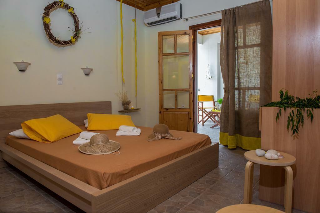 Summer Bed Nydri Exterior photo